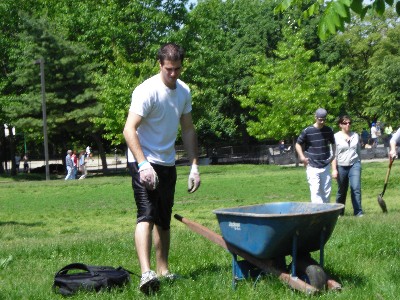 Schuylkill River Park Cleanup